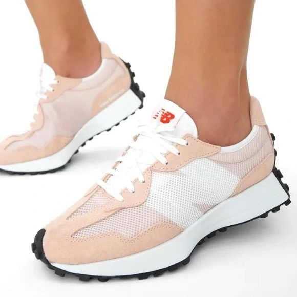 New Balance 327 - Picture 2 of 10